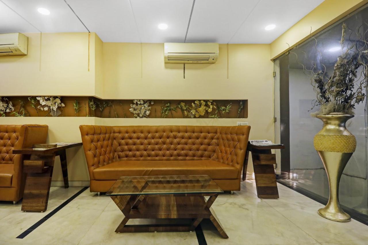 Townhouse Oak Hotel The Sudesh Rāipur Buitenkant foto